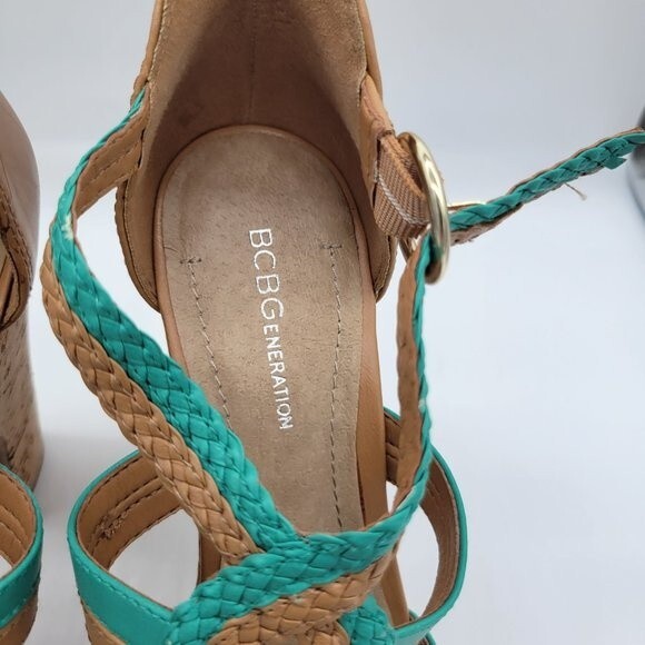 BCBGeneration PL-Sanfordx Lt TAN/Aqua Vitello Size 9m Heel - Picture 2 of 11